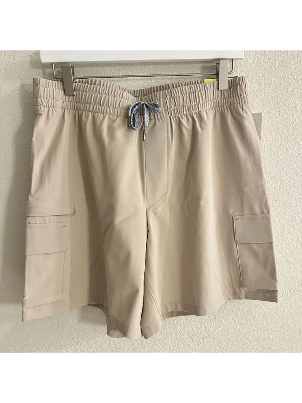 all in motion Beige Cargo Drawstring Men's Shorts Size M Men